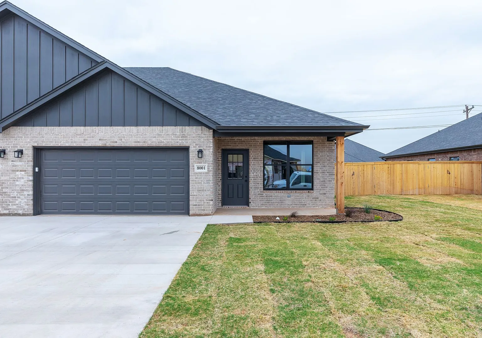 New Construction! 3 Bedroom, 2 Bath, 2 Car Garage — Photo 3