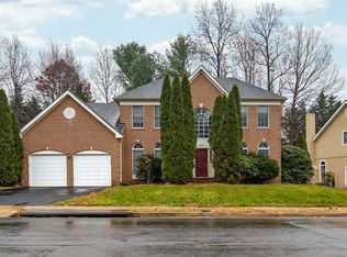 12529 Philmont Dr, Herndon, VA 20170