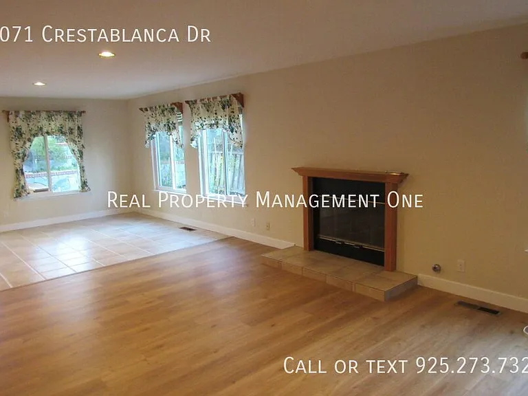 3071 Crestablanca Dr — Photo 18