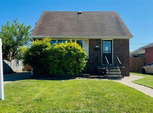 3519 Tecumseh Rd W, Windsor, ON N9C2B6