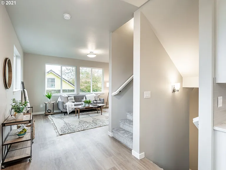 3857 SE 92nd Ave #2 — Photo 8