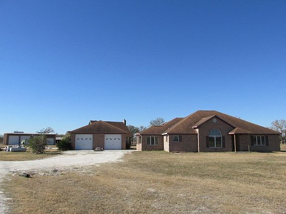 2nd image of 322 Fm 2441 S
