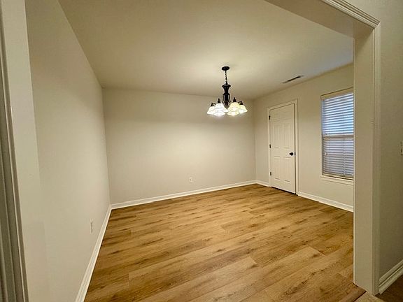 2nd image of 6106 S 36th St