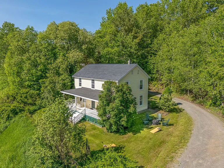1104 Crowe Rd #ID1492970P — Photo 29