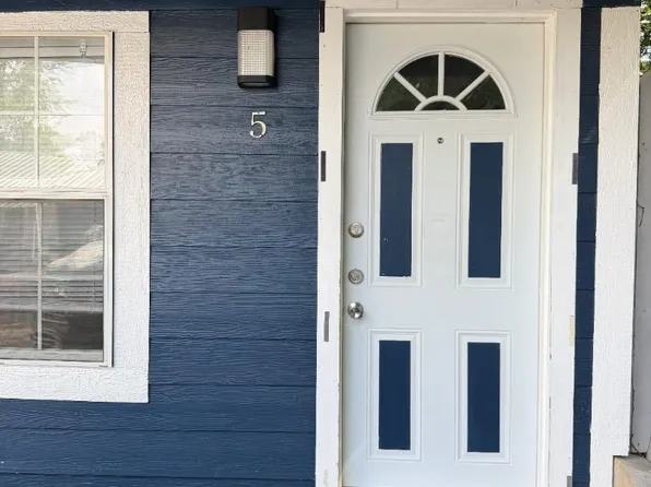 216 Bowie St APT 5, Nacogdoches, TX 75965