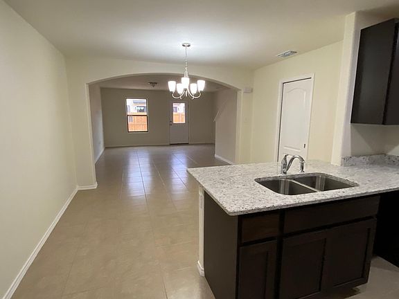4th image of 1832 Port Louisiana Dr