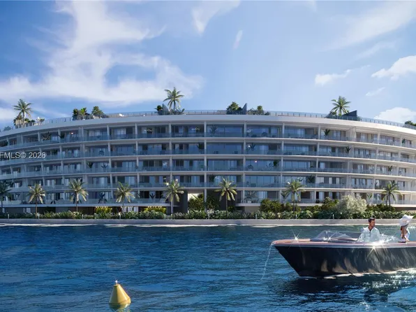 5 Grove Isle Dr #Penthouse L05, Miami, FL 33133