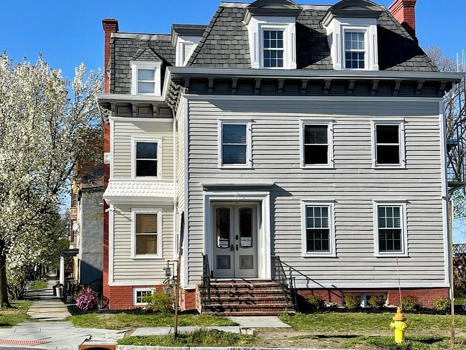 East End Historic District. Exterior completely restored.