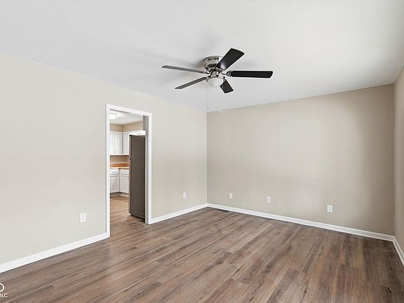 3rd image of 4008 Patricia St