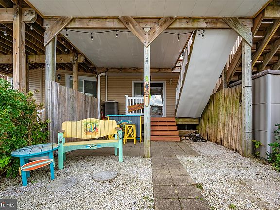 5th image of 148 Captains Quarters Rd #B