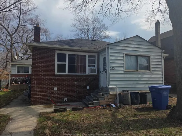 3531 Peter St, Windsor, ON N9C 1J6