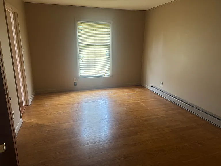 821 Georgia St — Photo 3