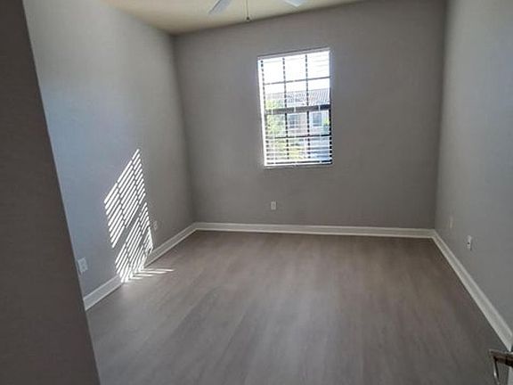 2nd image of 10312 Wellington Parc Dr