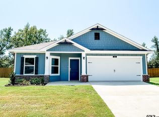 120 S Rainbow Dr, Whitehouse, TX 75791