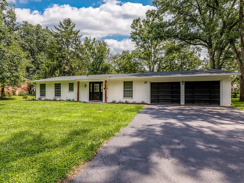 113 Fieldstone Dr
