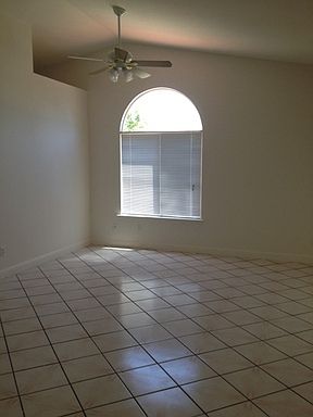 3rd image of 1880 Loma Linda Cir