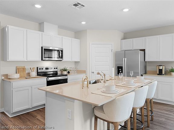 3rd image of 6088 Cortez Blvd