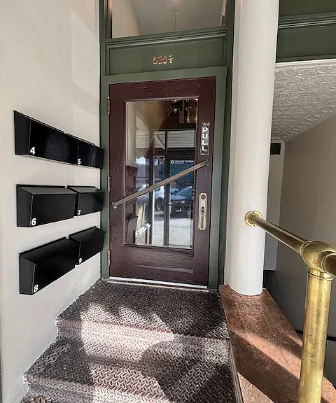 516 Broadway St #4 — Photo 11