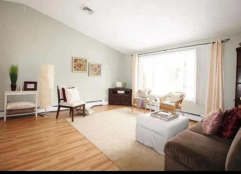 15 Atlantic Ave — Photo 7