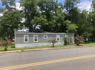 74 Pearson St, Pearson, GA 31642