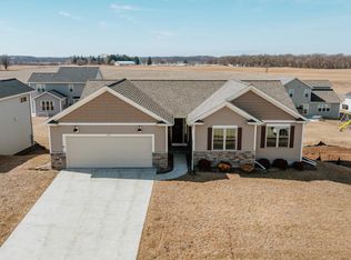 1451 Tyranena Ter, Lake Mills, WI 53551