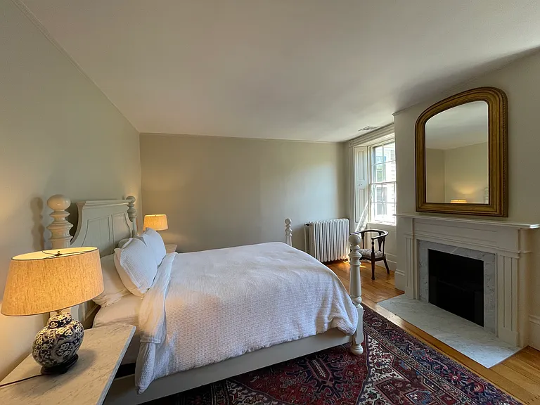 24 Chestnut St #2 — Photo 16