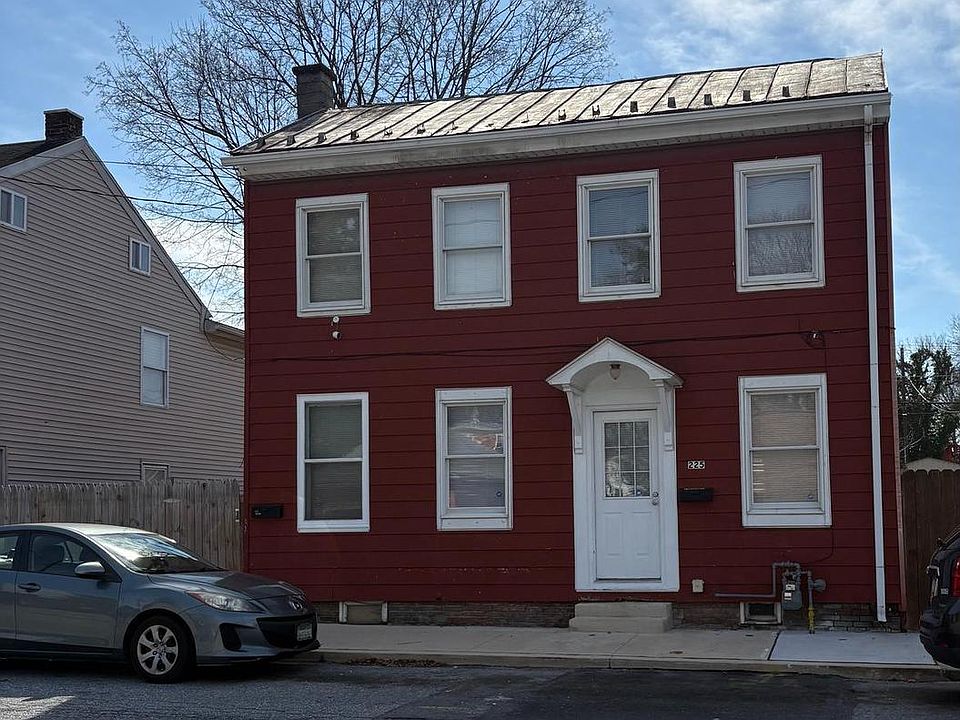 1st image of 225 W Locust St