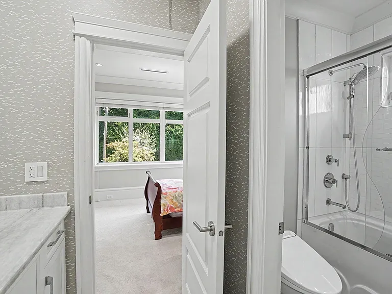 4433 Wallace St — Photo 24