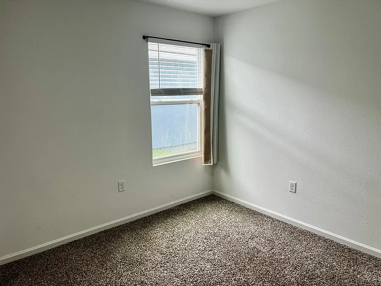 12450 Russian Olive Rd — Photo 16