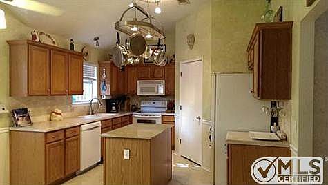 4th image of 6701 Valley Branch Dr