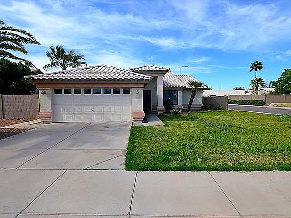 2nd image of 2420 E Wildhorse Pl