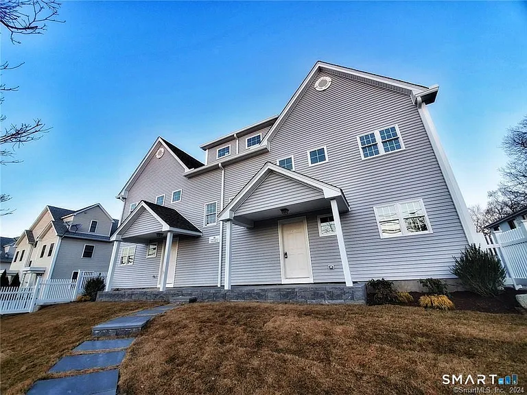 30 Ferris Ave #B8 — Photo 10