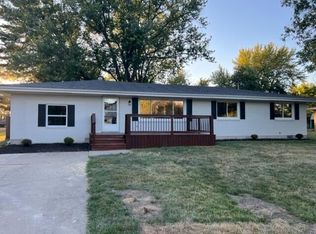 201 N Fairgrounds Rd, Sturgeon, MO 65284