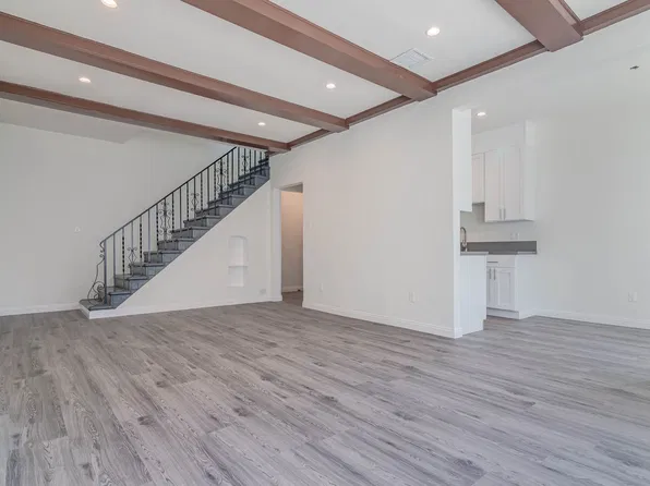 ogd400, 400 N Ogden Dr APT 4, Los Angeles, CA 90036