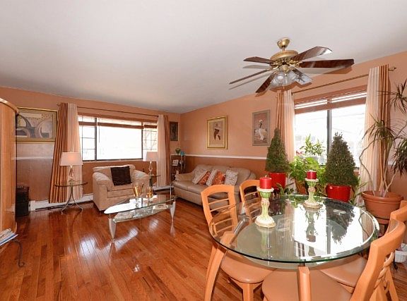 3rd image of 1368 E 92nd St #301