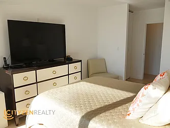 Rented by City Zen Realty