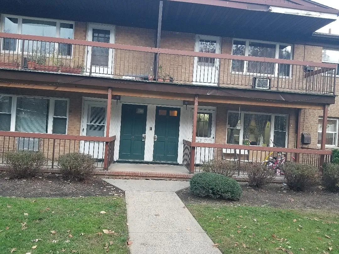 1 bed, 800 sqft, $1,950 — Photo 2