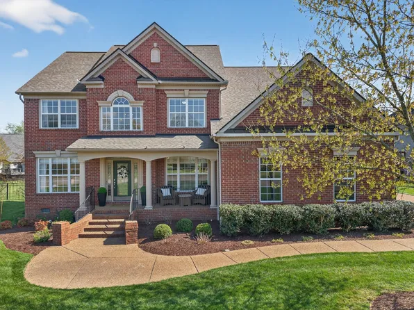 713 Amberwood Pl, Nashville, TN 37221