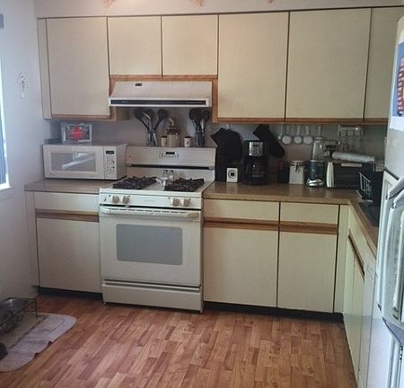 4th image of 30 Westbrook Ct