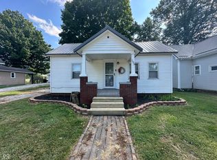 109 E Walnut St, Waynetown, IN 47990