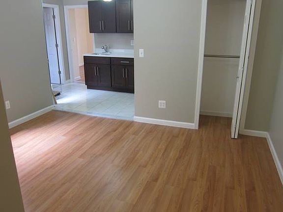 2nd image of 2827 37th St APT 1