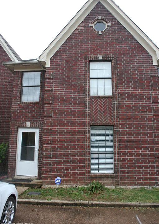 1st image of 457 Blair Dr