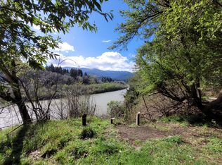 7 Redwood Ave, Rio Dell, CA 95562