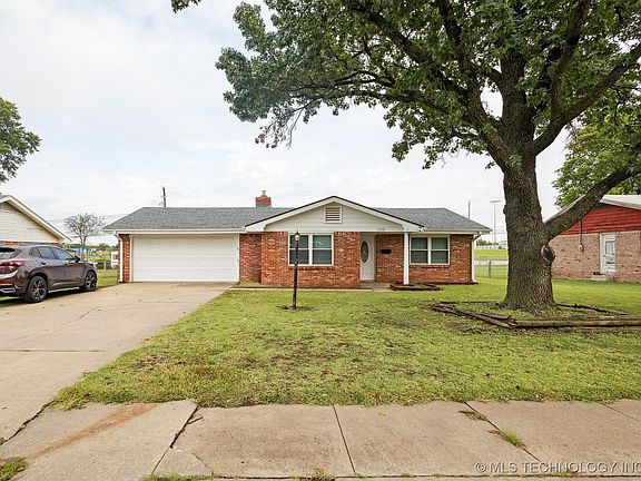 4th image of 5610 Baylor Dr