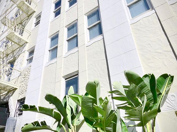 5th image of 1750 Vallejo St APT 303