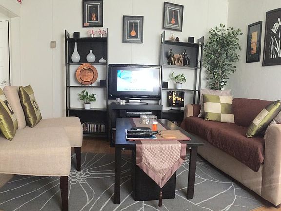 2nd image of 3576-80 Grim Ave #3578