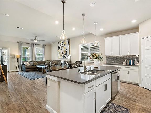 5th image of 4427 Windflower Valley Ln