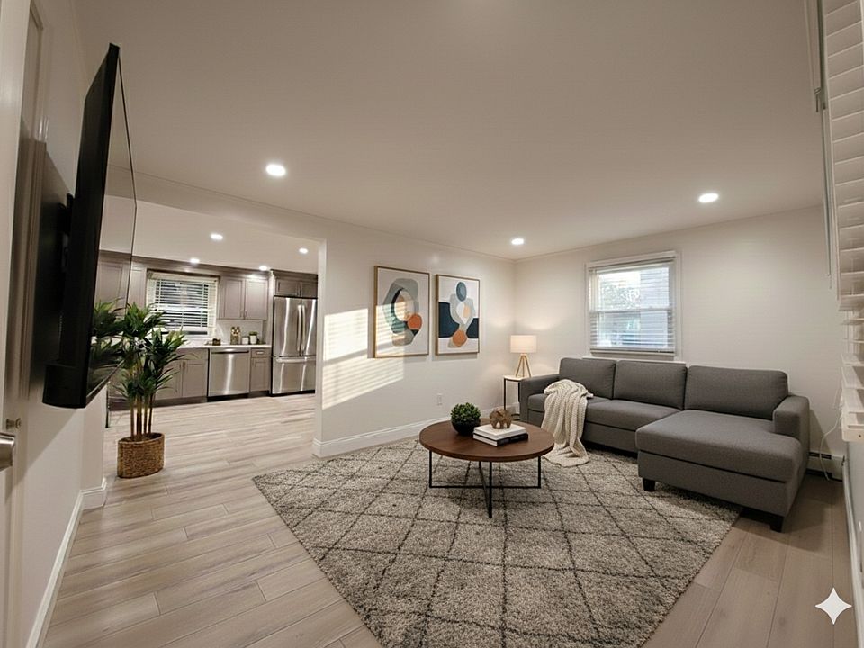 Living Room - virtually staged