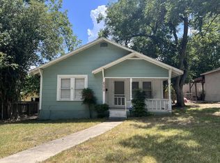 608 S Academy Ave, New Braunfels, TX 78130