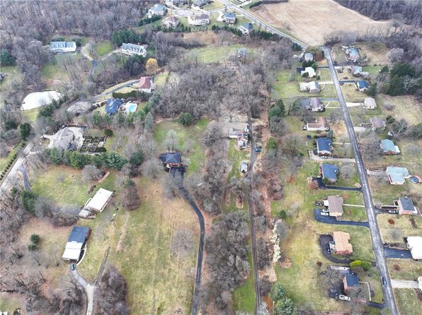 4625 Middle Rd, Allison Park, PA 15101